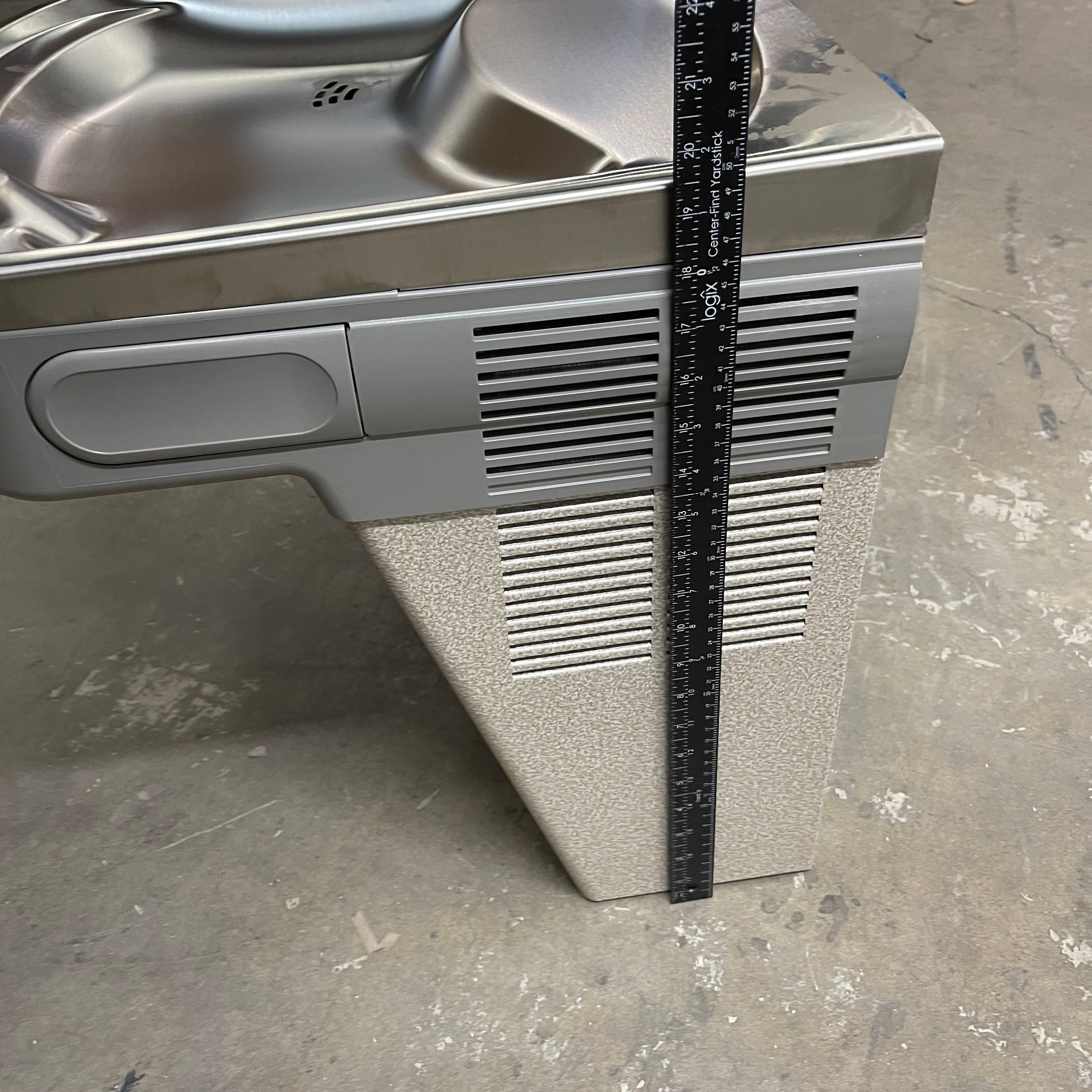 Elkay EZSTL8LC Versatile Wall Mount Bi-Level ADA Cooler Gray