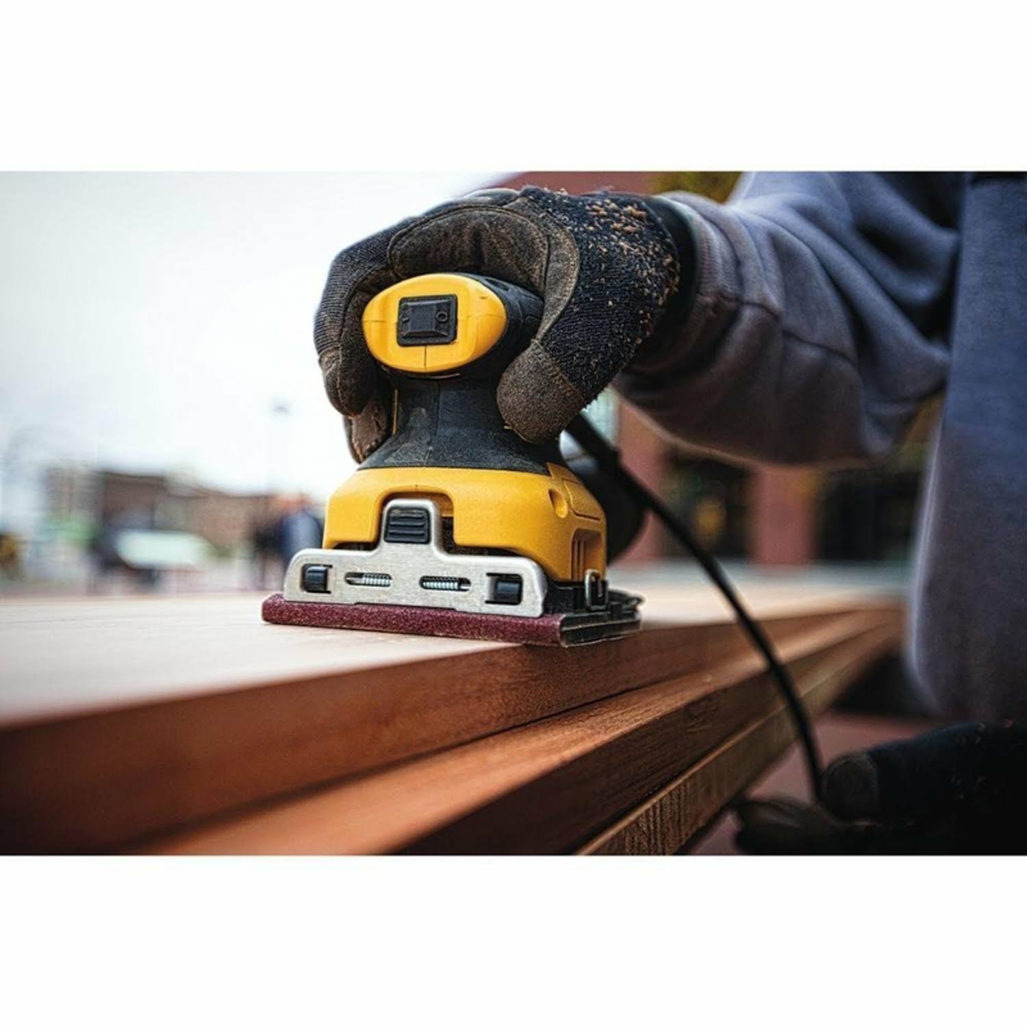 DeWalt 1/4 Sheet Sander- DWE6411