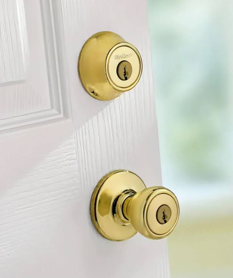 Kwikset Antique Brass Tylo Entry Knob