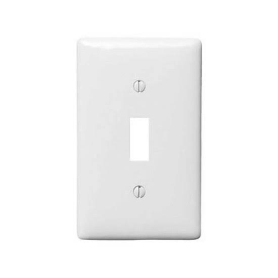 Leviton 1-Gang Midway Nylon Outlet Wall Plate, White