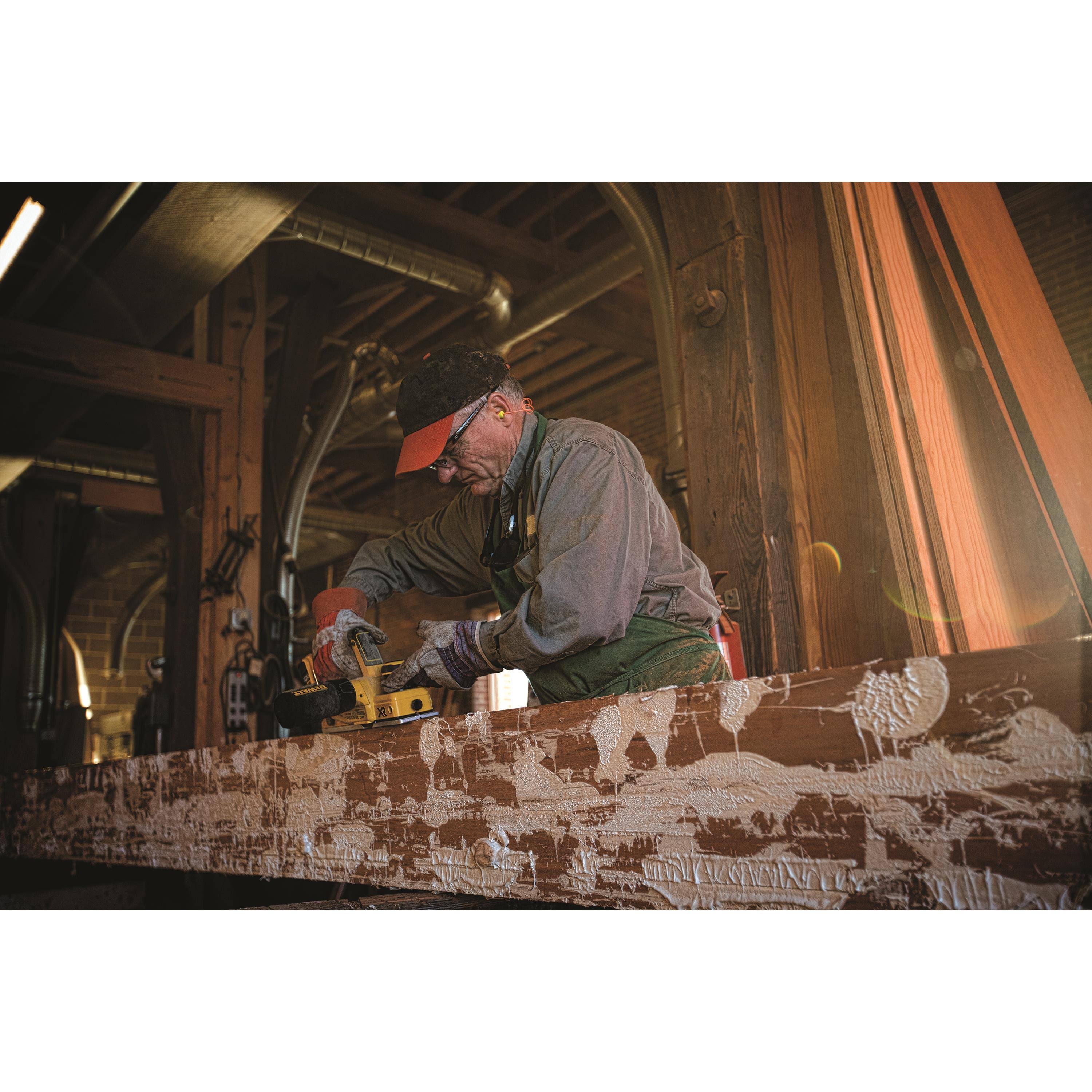 DeWalt- 20 V Max Lithium Ion Brushless Planer