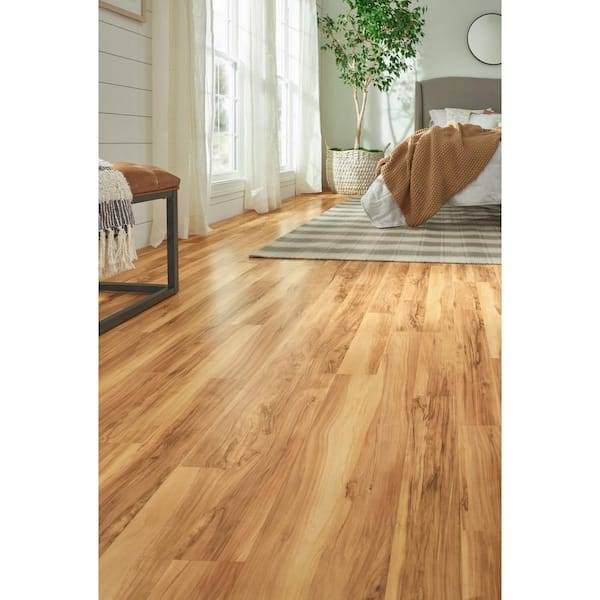 Pergo XP Ellwood Maple 10 mm T x 7.4 in. W Laminate Wood Flooring (19.6 sqft/case)