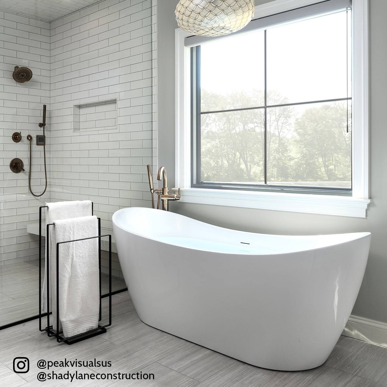 Philo 59 inch Acrylic Double Slipper Freestanding Tub, White