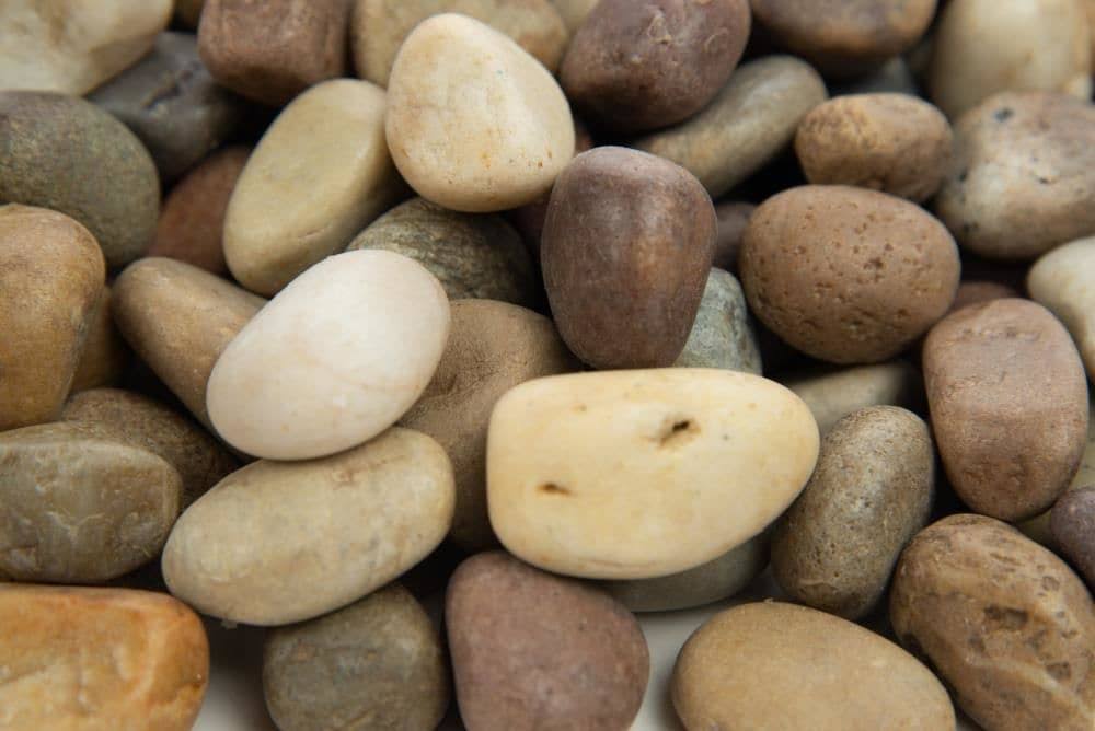 Wonderland Decorative Rock Marble- 0.4 Cu ft- Each