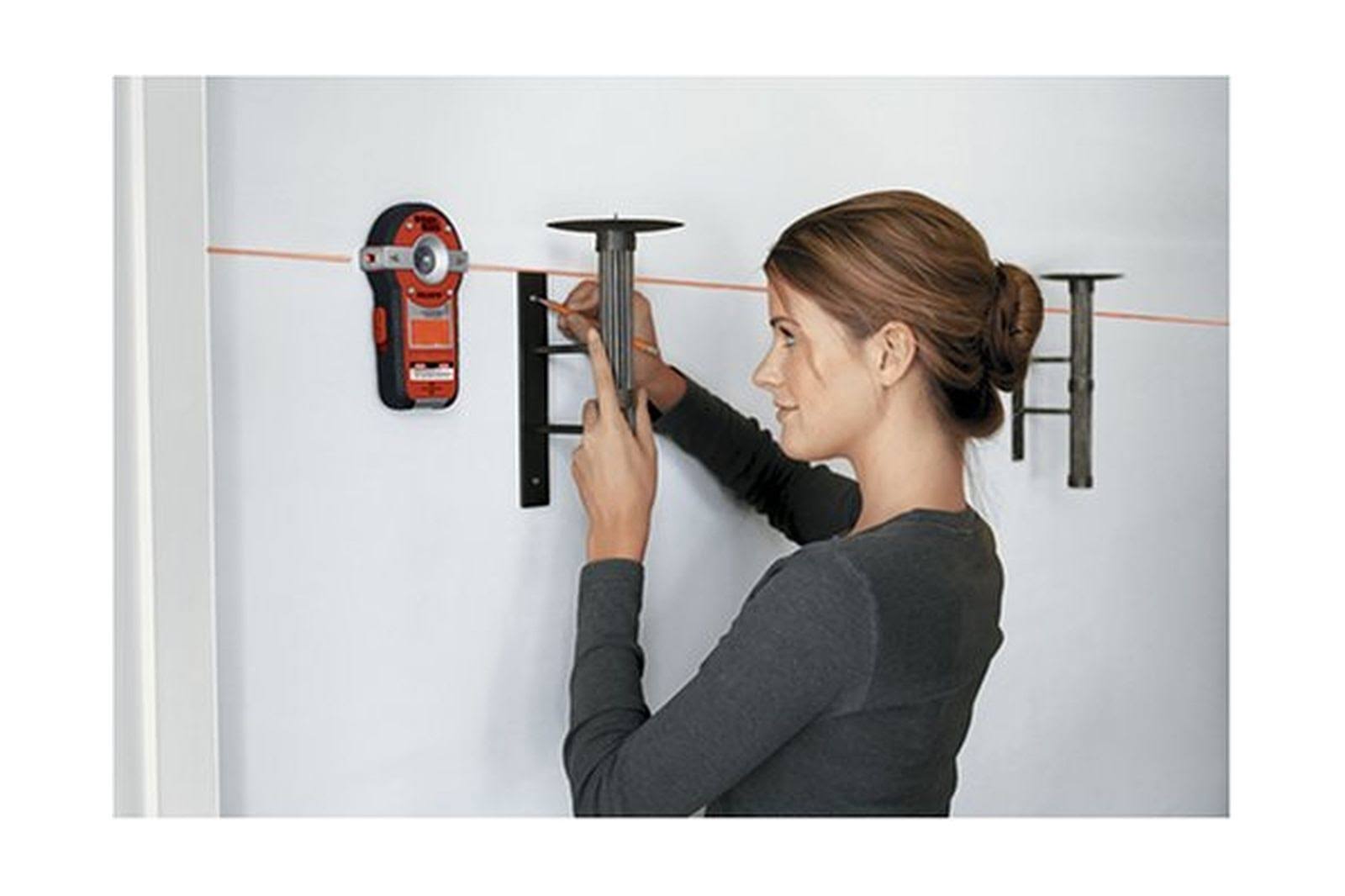 Black+decker Line Laser, Auto-Leveling with Stud Sensor (BDL190S)
