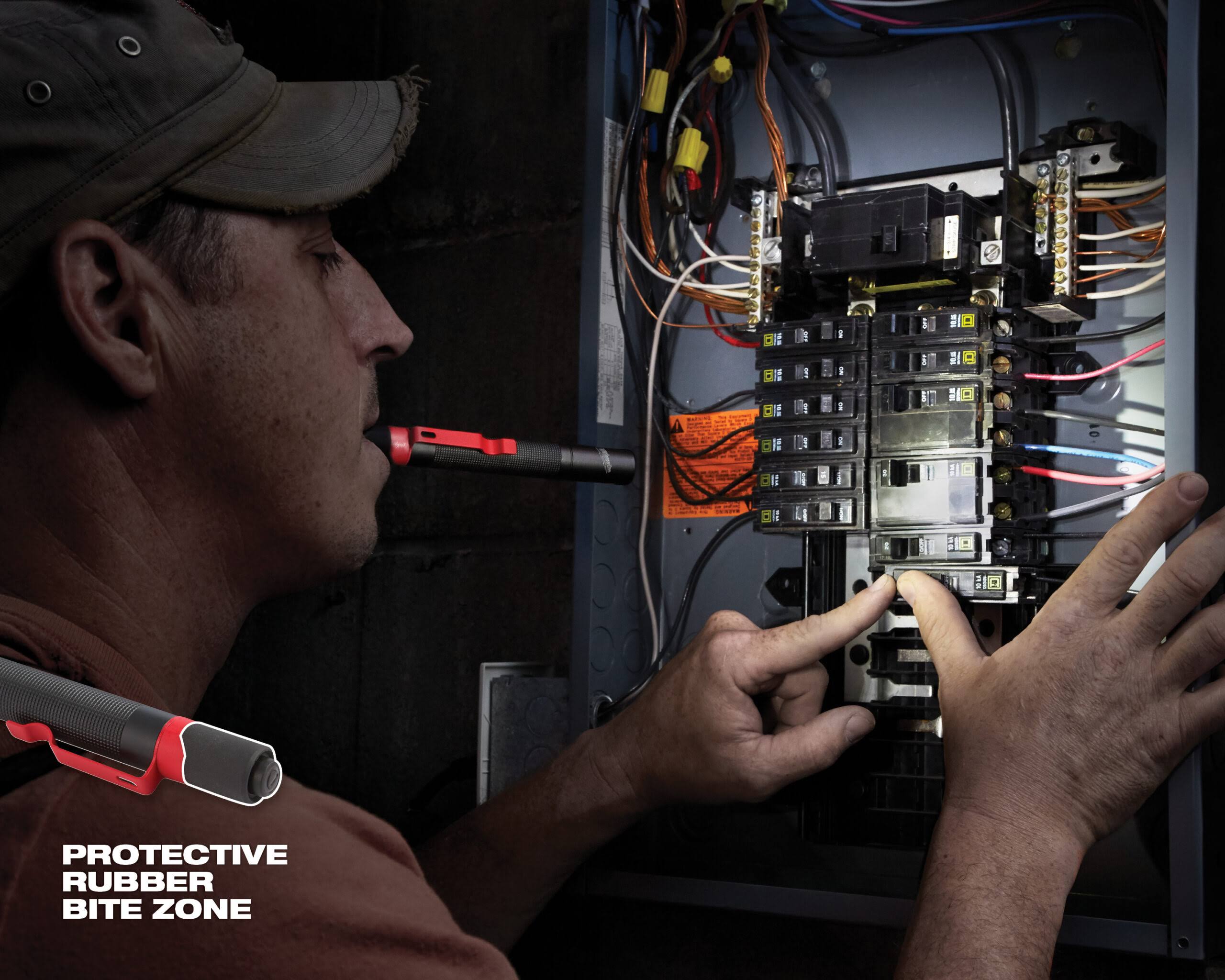 Milwaukee 2105- Penlight