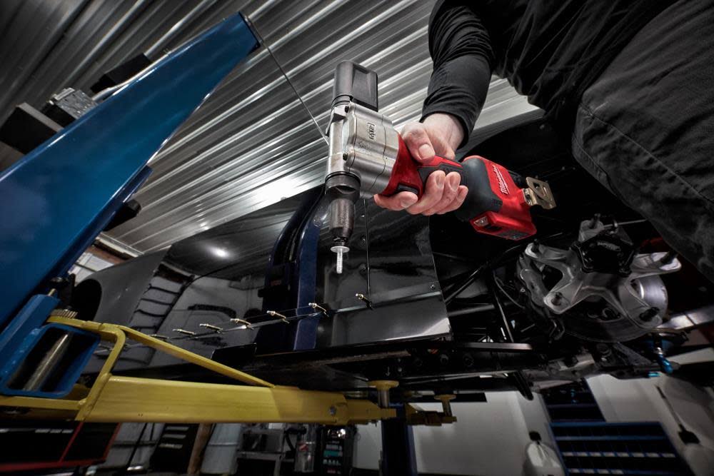 Milwaukee M12 Rivet Tool (Bare Tool) Reconditioned- 2550-80