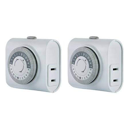 GE 24-Hour Indoor Basic Outlet Timer, 1 Polarized Timer Outlet, Plug in Timer, Daily On/Off Cycle, 30 Minute Interval, for Lamps, Seasonal