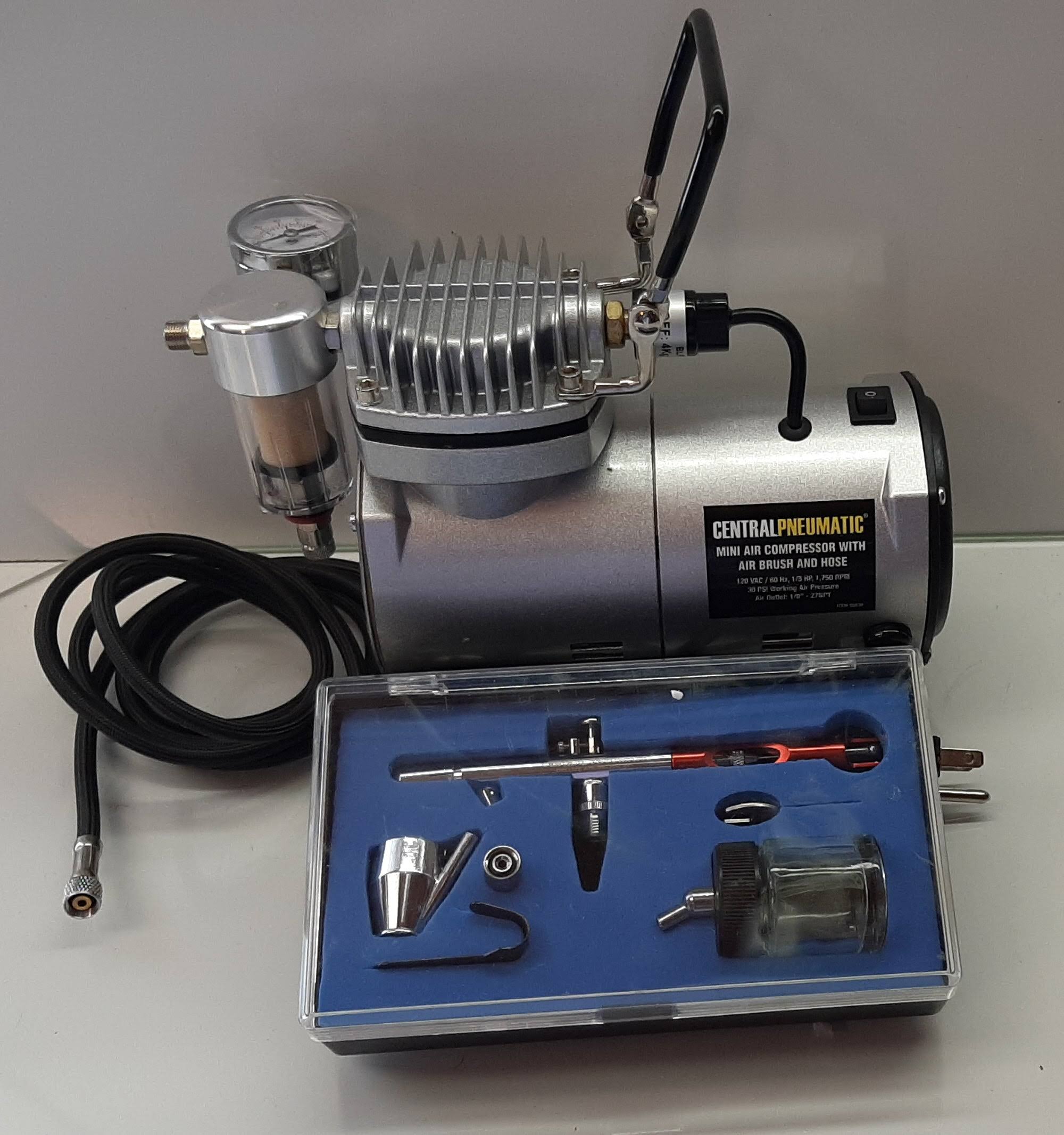 Central Pneumatic 1/5 HP 58 PSI Oil-Free Airbrush Compressor Kit