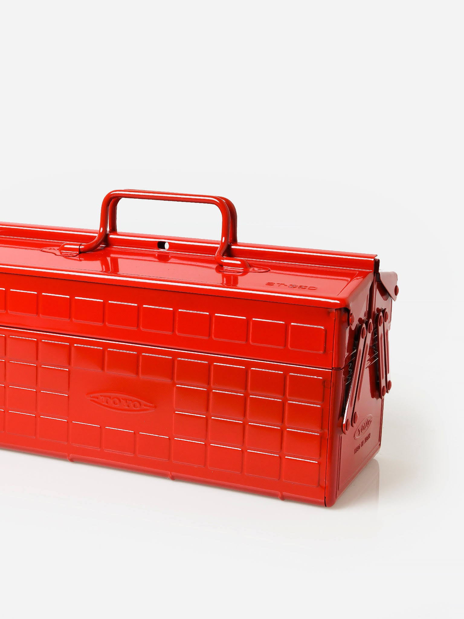 Toyo Steel Cantilever Toolbox ST-350- Black