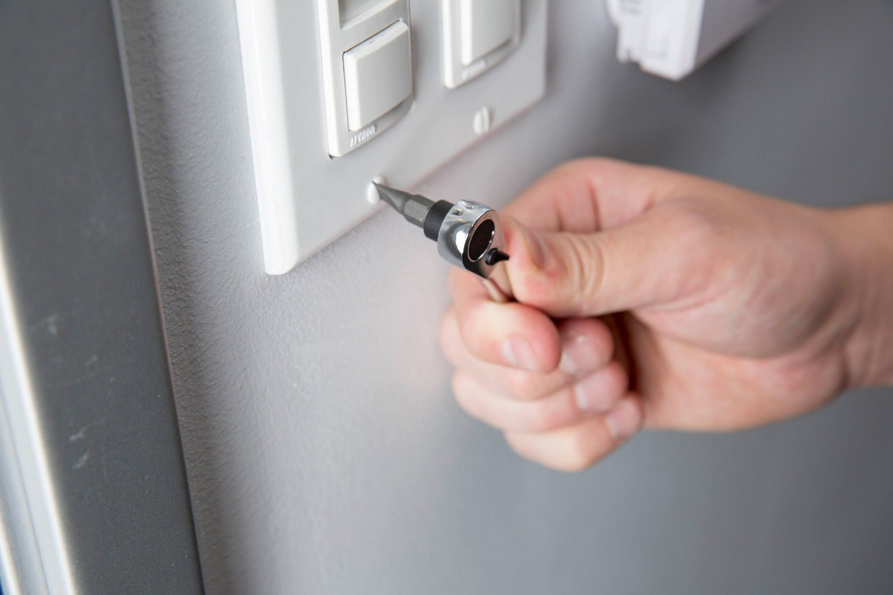 Kobalt 35 Piece Standard (SAE) and Metric Combination Chrome Mechanics Tool Set 338358