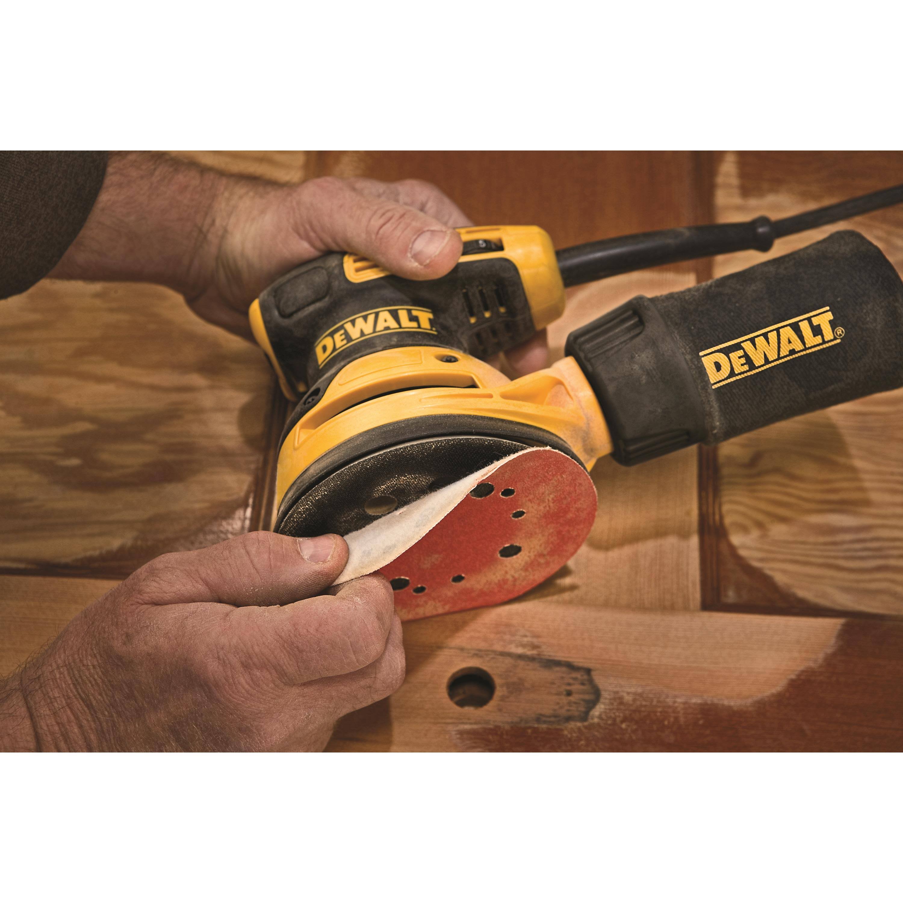 Dewalt Random Orbit Sander Kit, 5 Inches