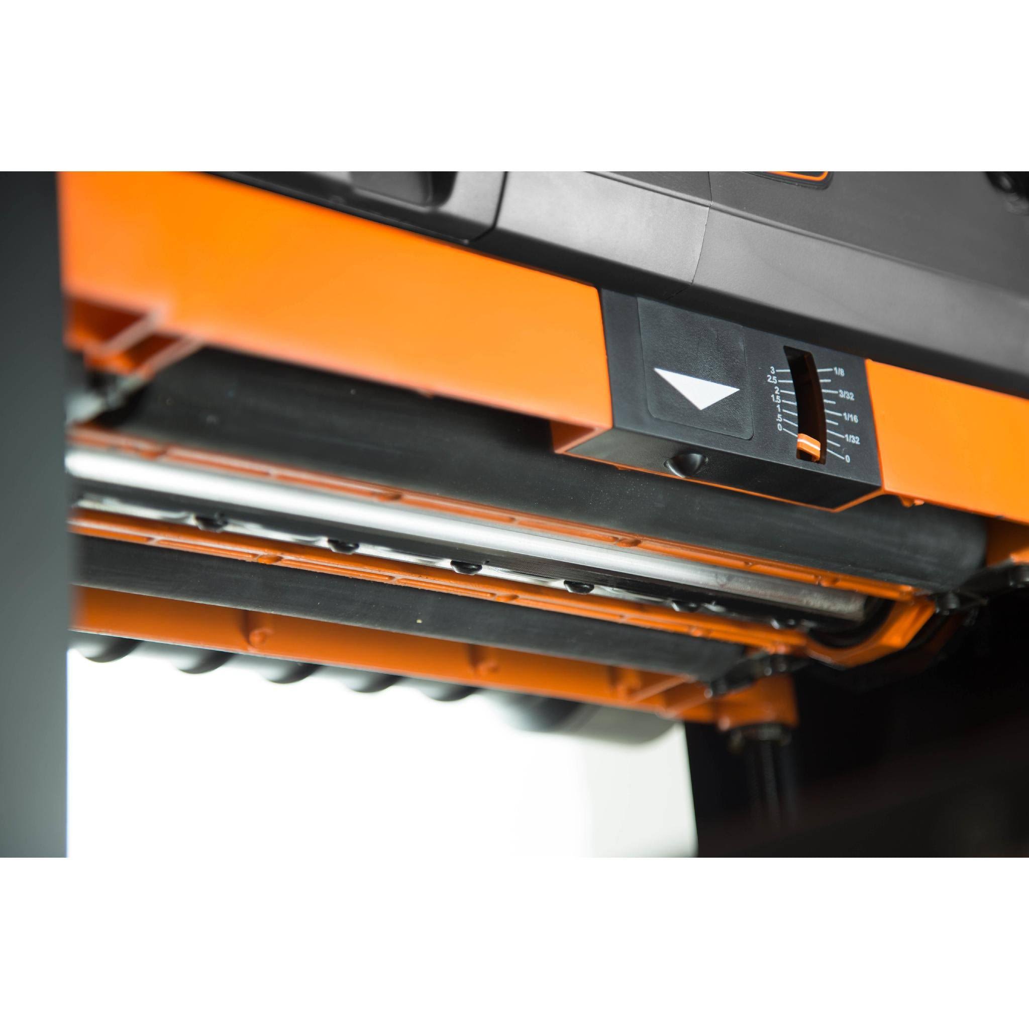 WEN 15-Amp 13-inch Three-Blade Benchtop Thickness Planer