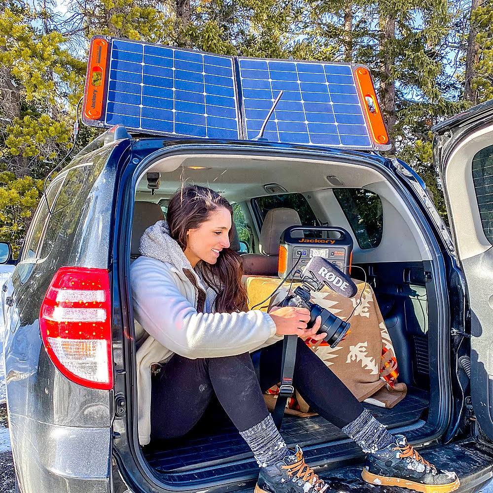 Jackery- SolarSaga 100W Foldable Solar Panel- Black