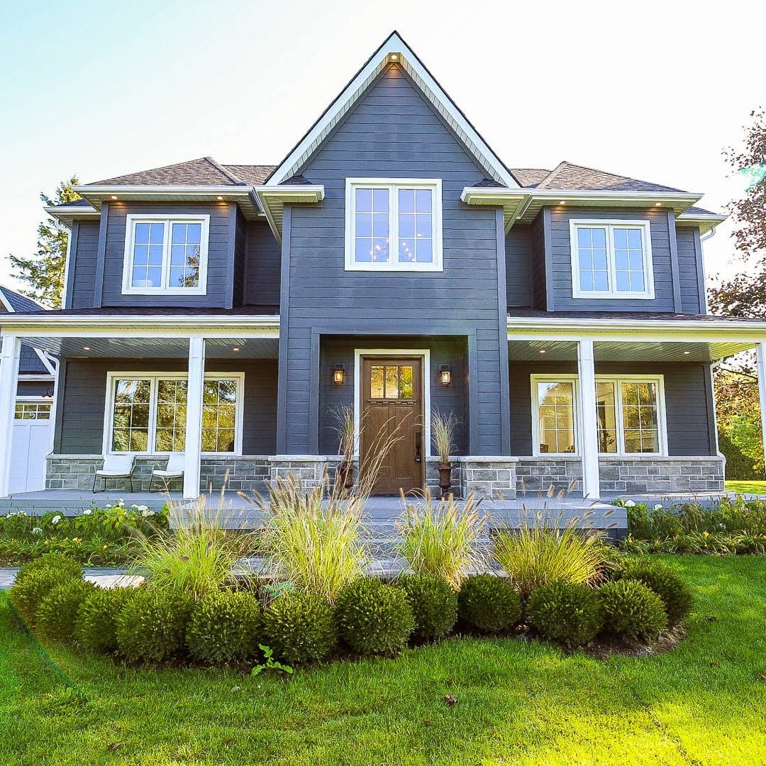 Royal Building Products 12-ft Finished PVC Crown Moulding Stainless Steel in White | L182598BD12