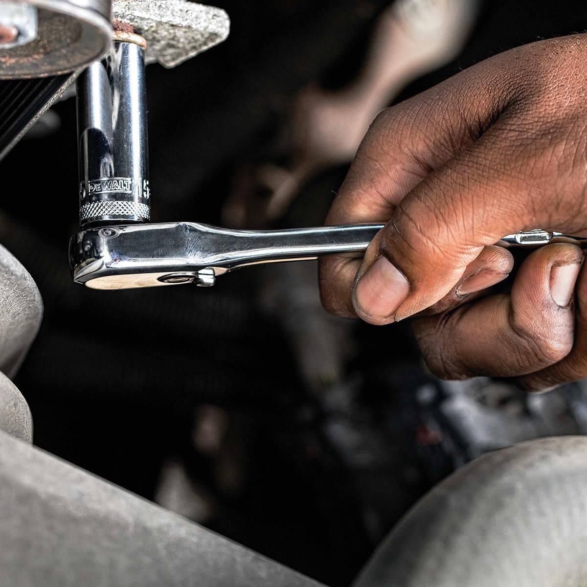 DeWalt DWMT81531 84 Piece Mechanics Tool Set