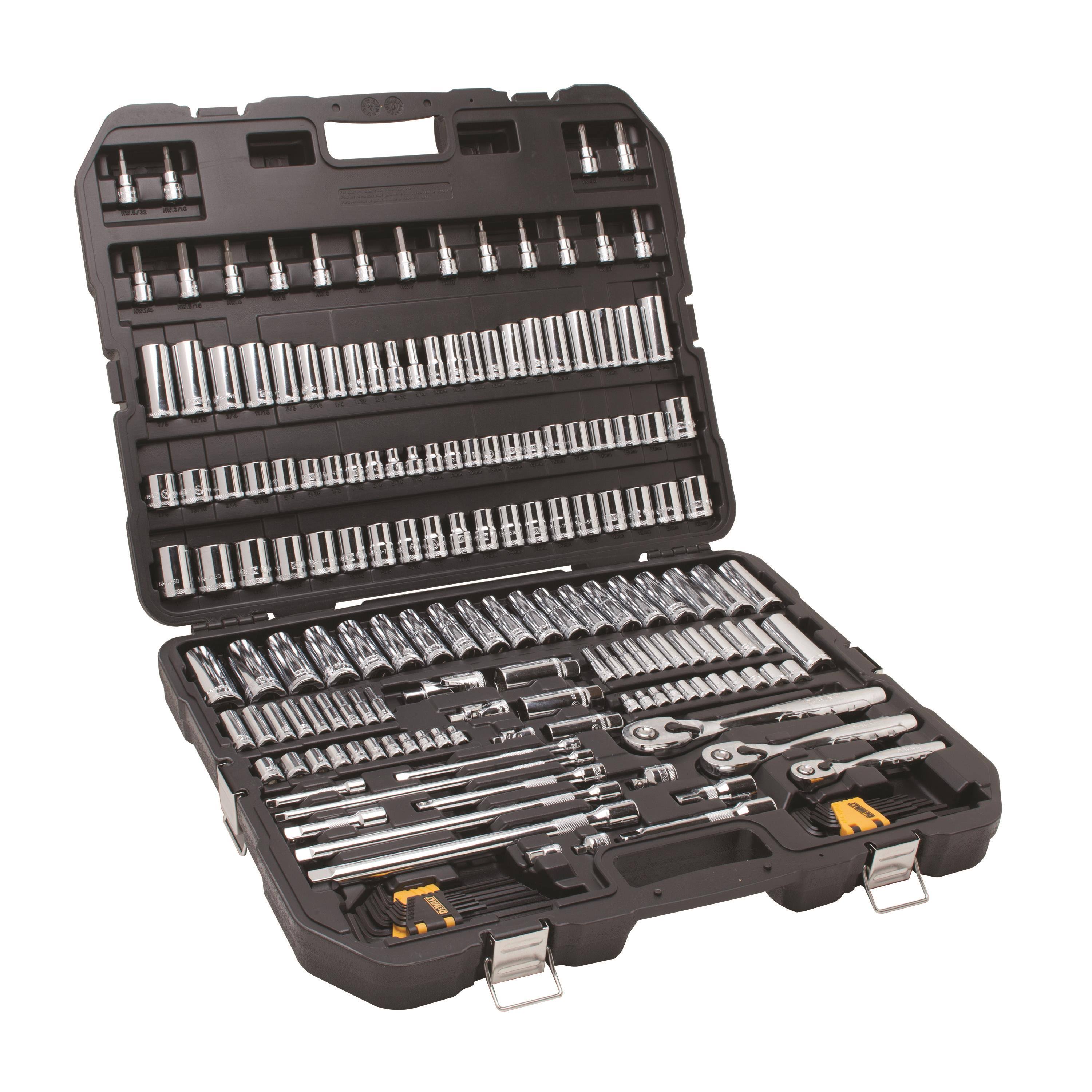 DeWalt DWMT75049 192-Piece Mechanics Tool Set