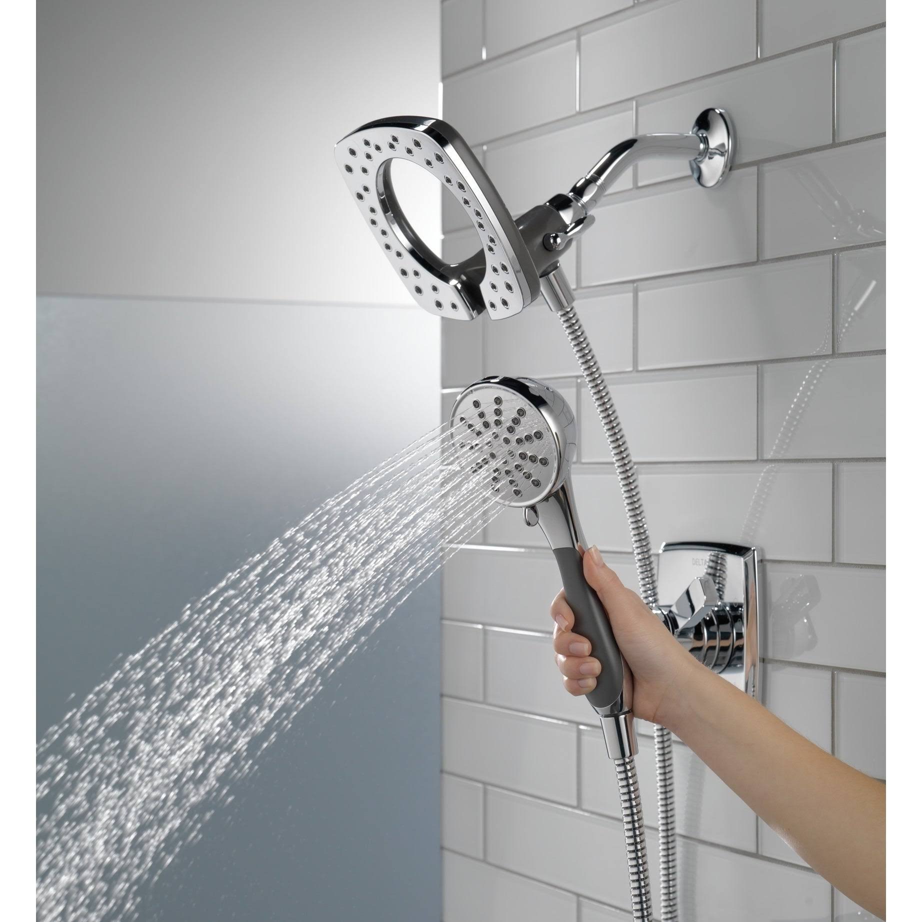 Delta Chrome Ashlyn Monitor 17 Series Shower With In2ition Two-in-One Shower