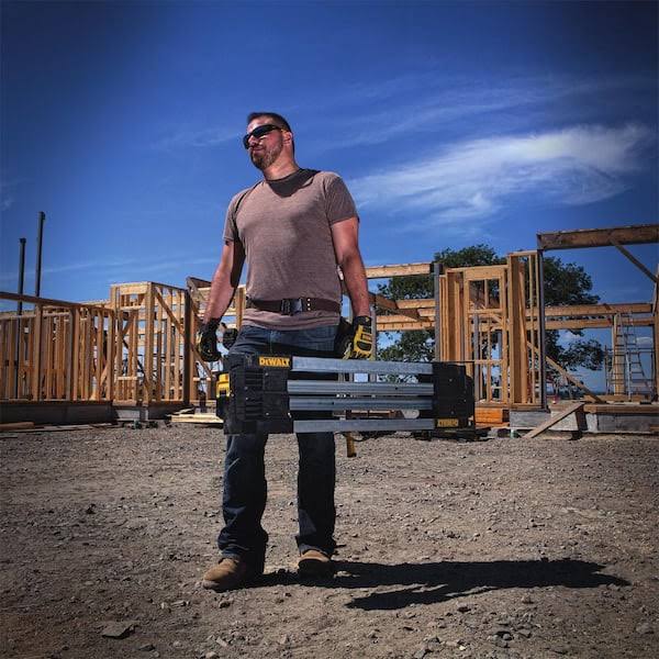 DeWalt 32 in. Metal Folding Sawhorse (2 Pack)