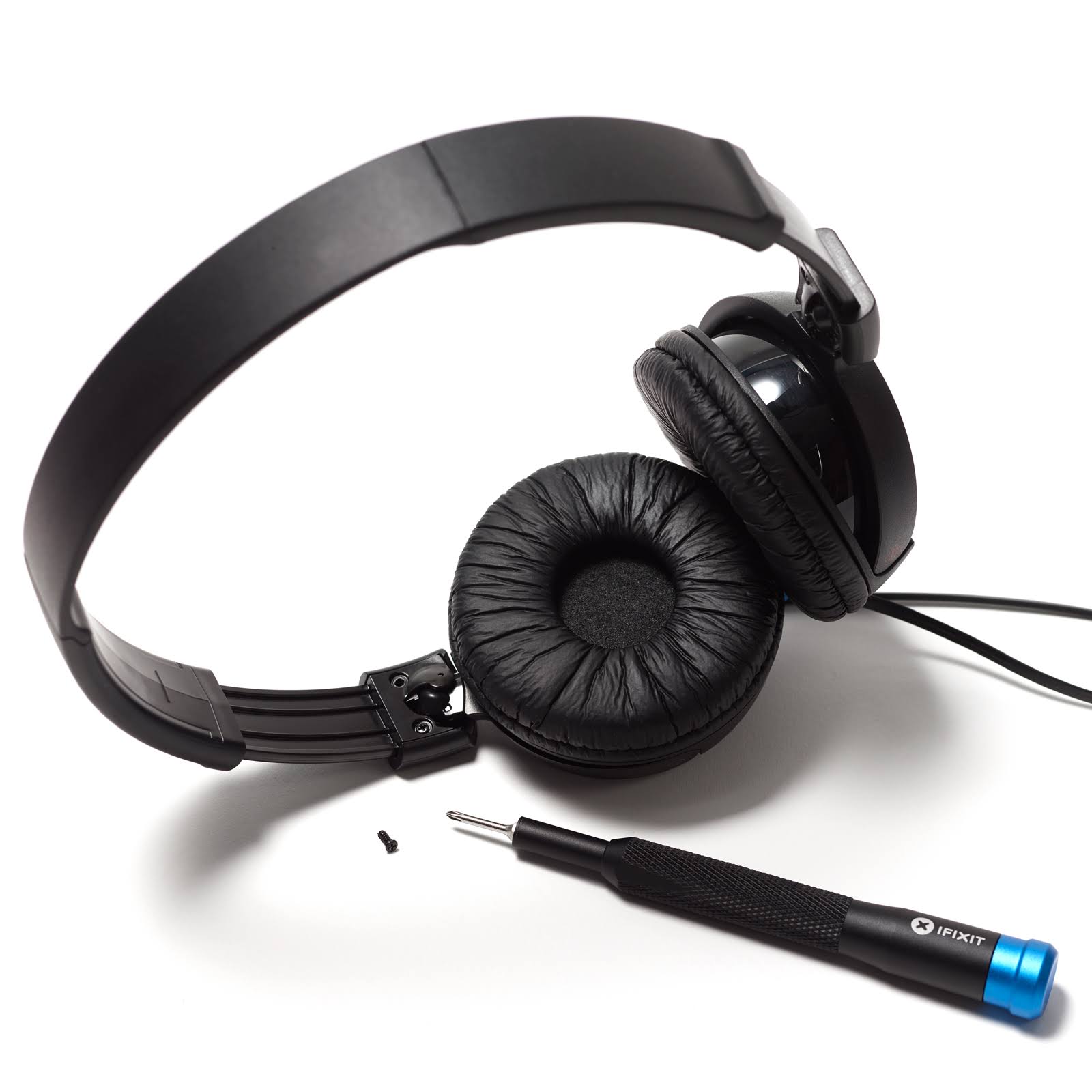 iFixit Pro Tech Electrician Tool Set 64 PC