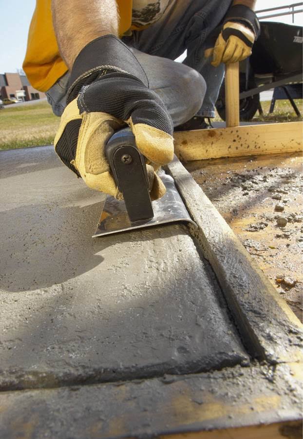 Quikrete 80-lb High Strength Concrete Mix in Gray | 100668