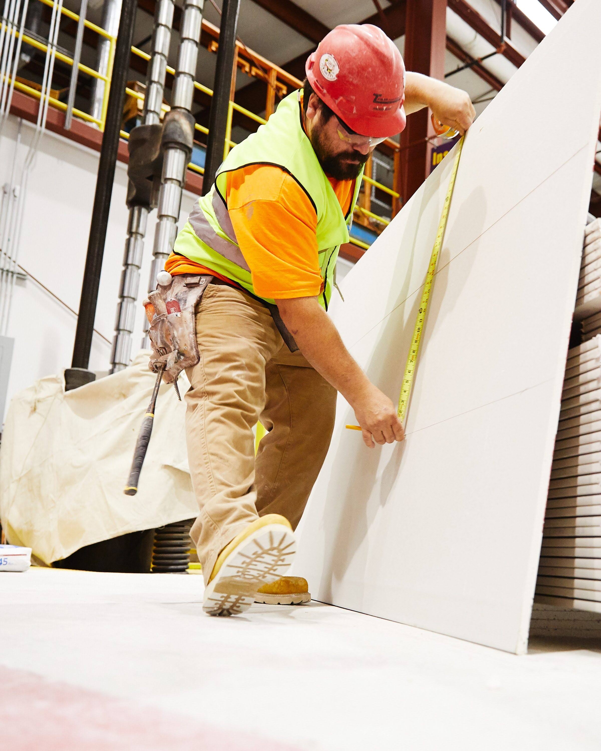 Gold Bond 3/8-in x 4-ft x 8-ft Classic Drywall Panel | 50000944