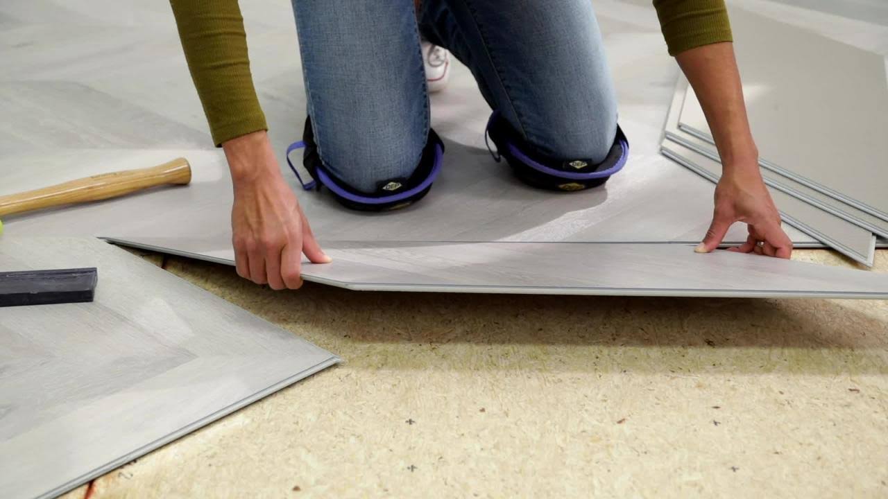 Lifeproof Chevron Trail Oak 12 Mil x 12 in. W x 28 in. L Click Lock Waterproof Luxury Vinyl Plank Flooring (18.9 sqft/case)