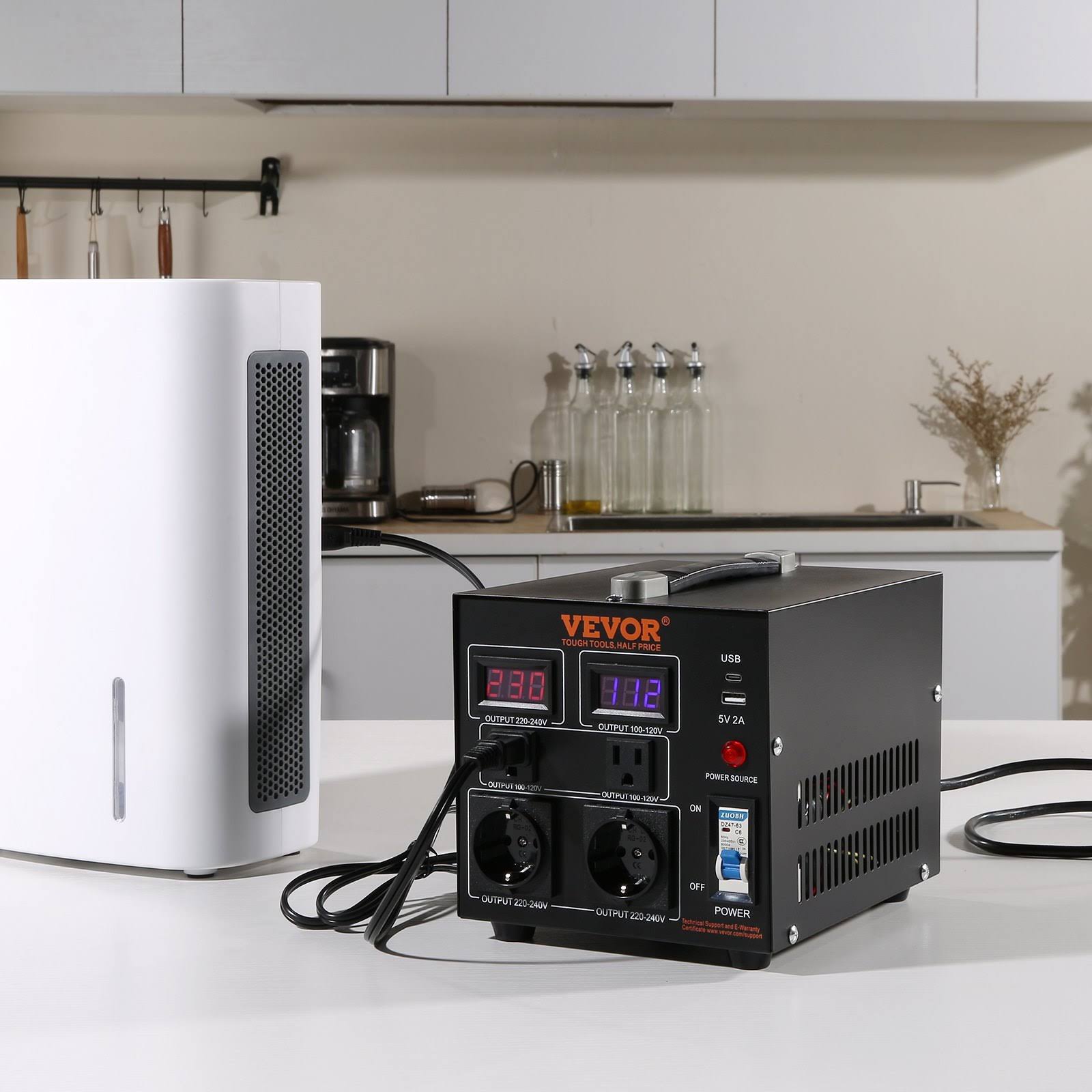 VEVOR Voltage Converter Transformer 2000 Watt Step Up/Down Transformer 110/220-Volt with US, EU Outlet USB Port LED Display