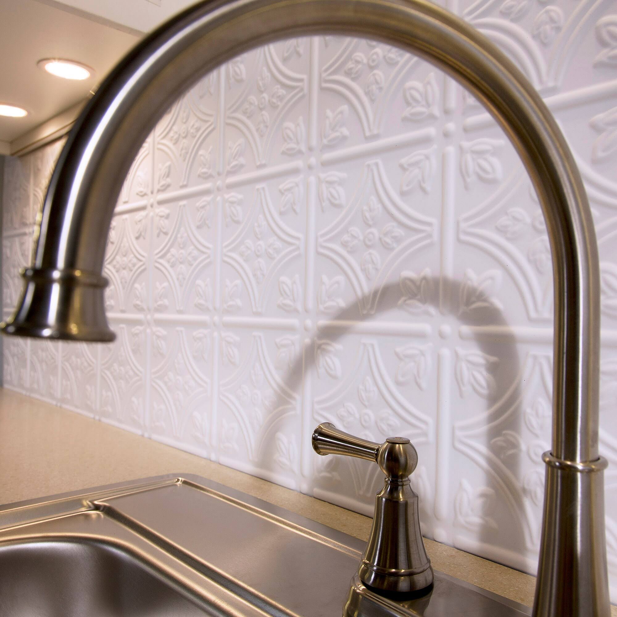 Fasade Traditional Style/Pattern 1 Decorative Vinyl 18in x 24in Backsplash Panel in Polished Copper- 5 Pack