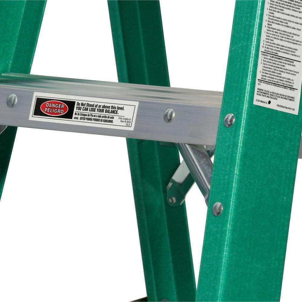 Werner 5904 4 ft Fiberglass Step Ladder
