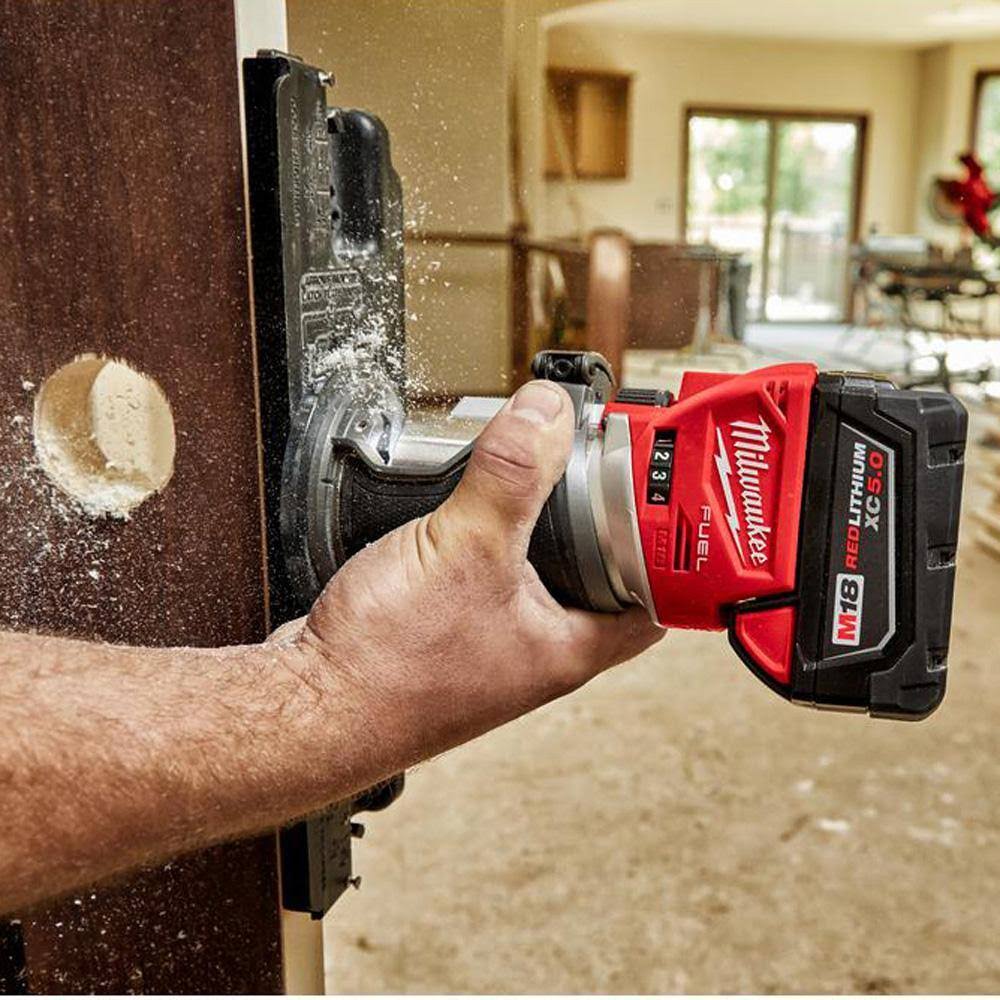 Milwaukee M18 Fuel 18V Lithium-Ion Brushless Cordless Compact Router w/ Compact Router Offset Base & Router Plunge Base