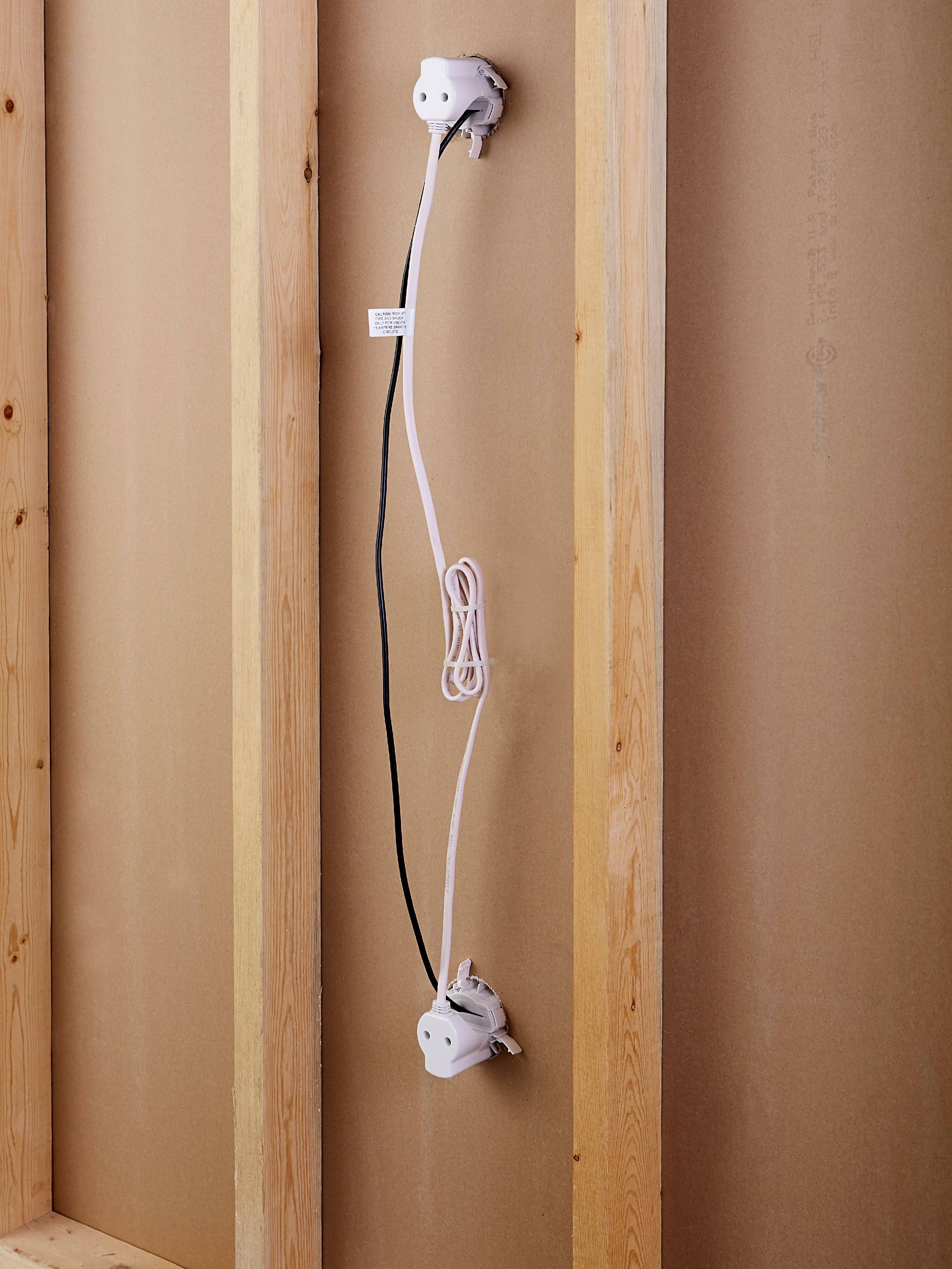 Sanus VuePoint in Wall Cable Kit