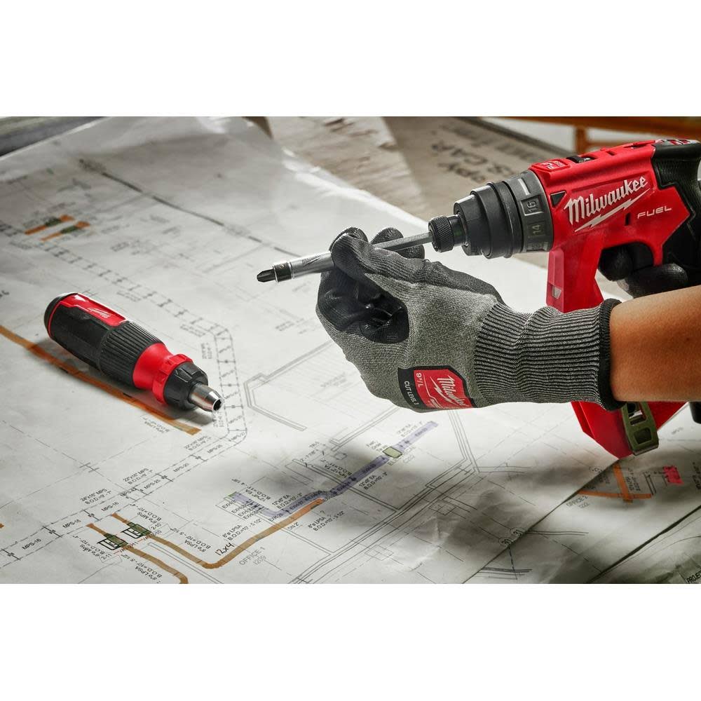 Milwaukee 48-22-2904 27-in-1 Multi-Bit Ratcheting Screwdriver
