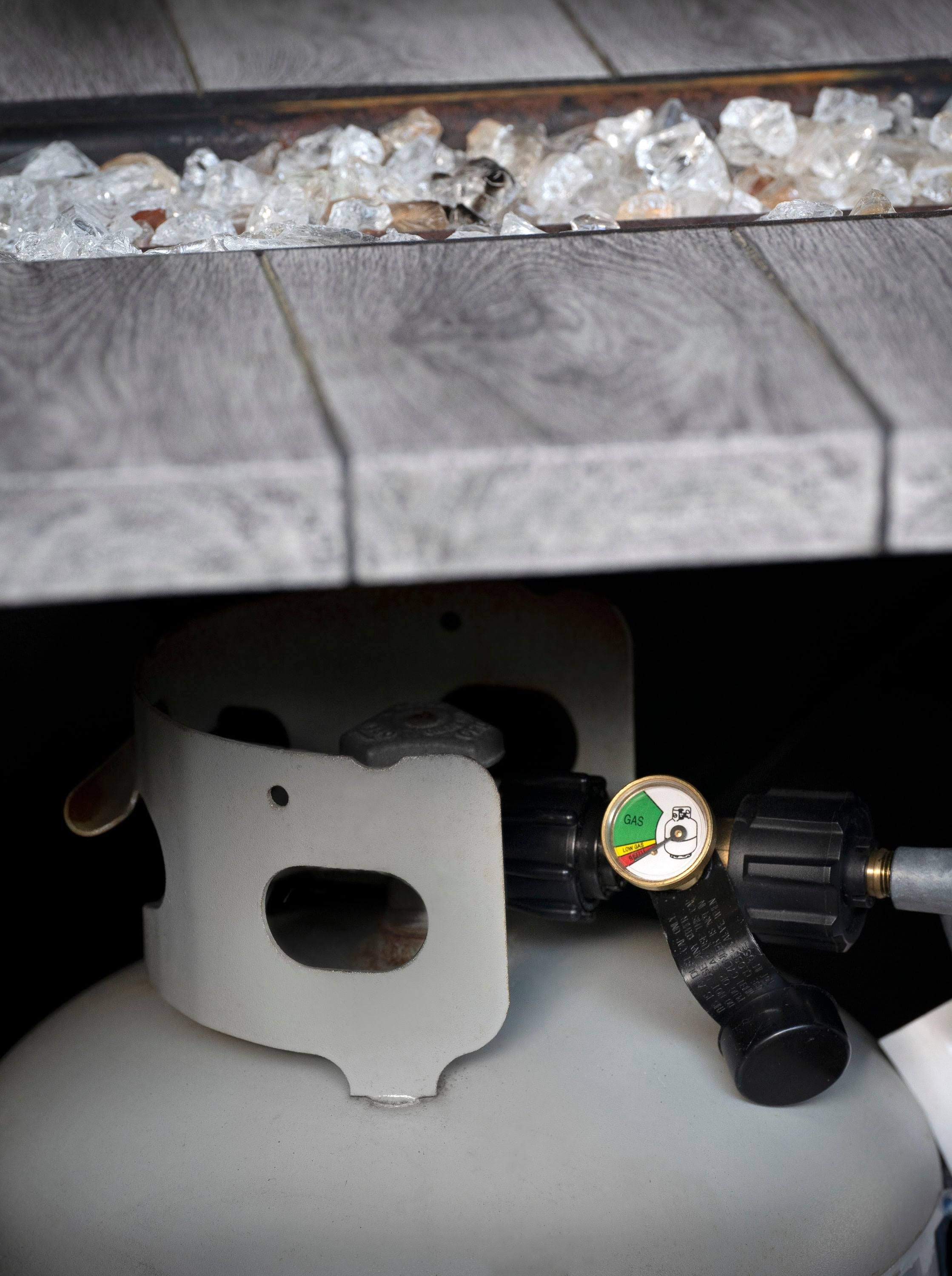 Blue Rhino Propane Tank Level-Gauge in Gold | 03003LWS