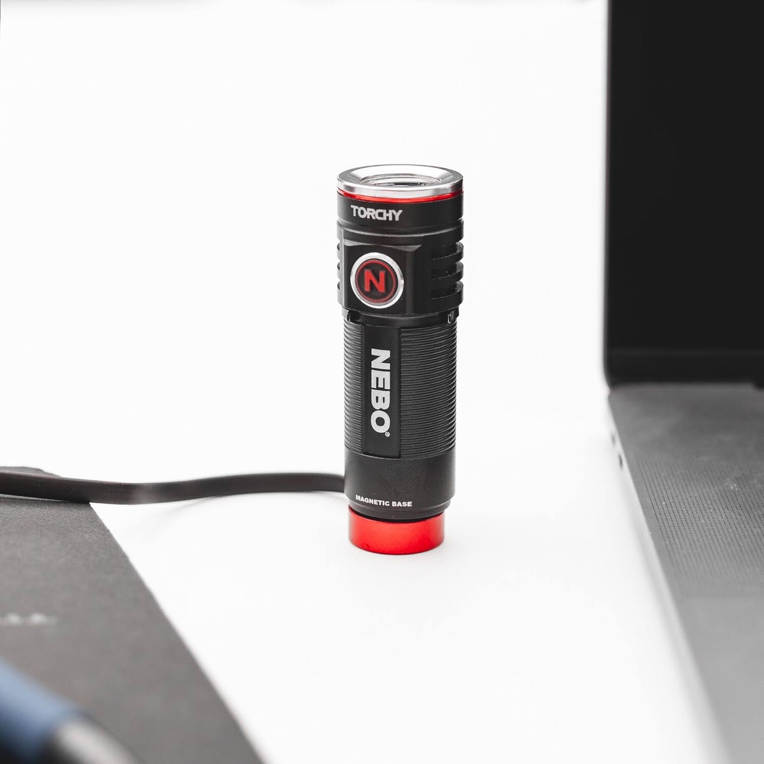 Nebo Torchy 1000 Lumens Black/Red LED Rechargeable Flashlight