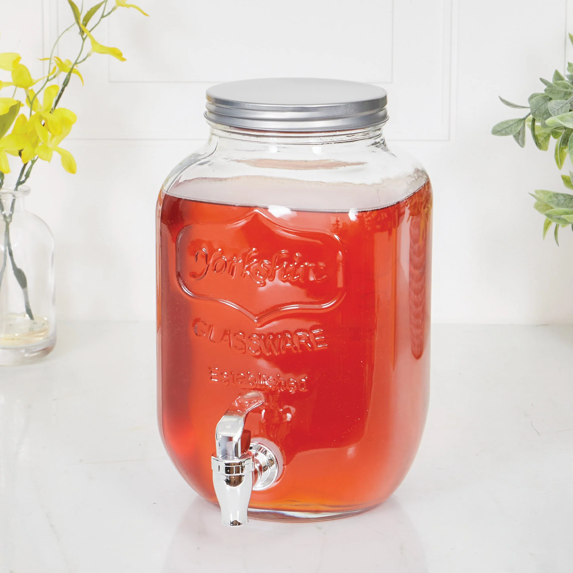 Home Basics Yorkshire Sun Tea Glass Beverage Dispenser, Clear, 4 Liter (1 Gallon)