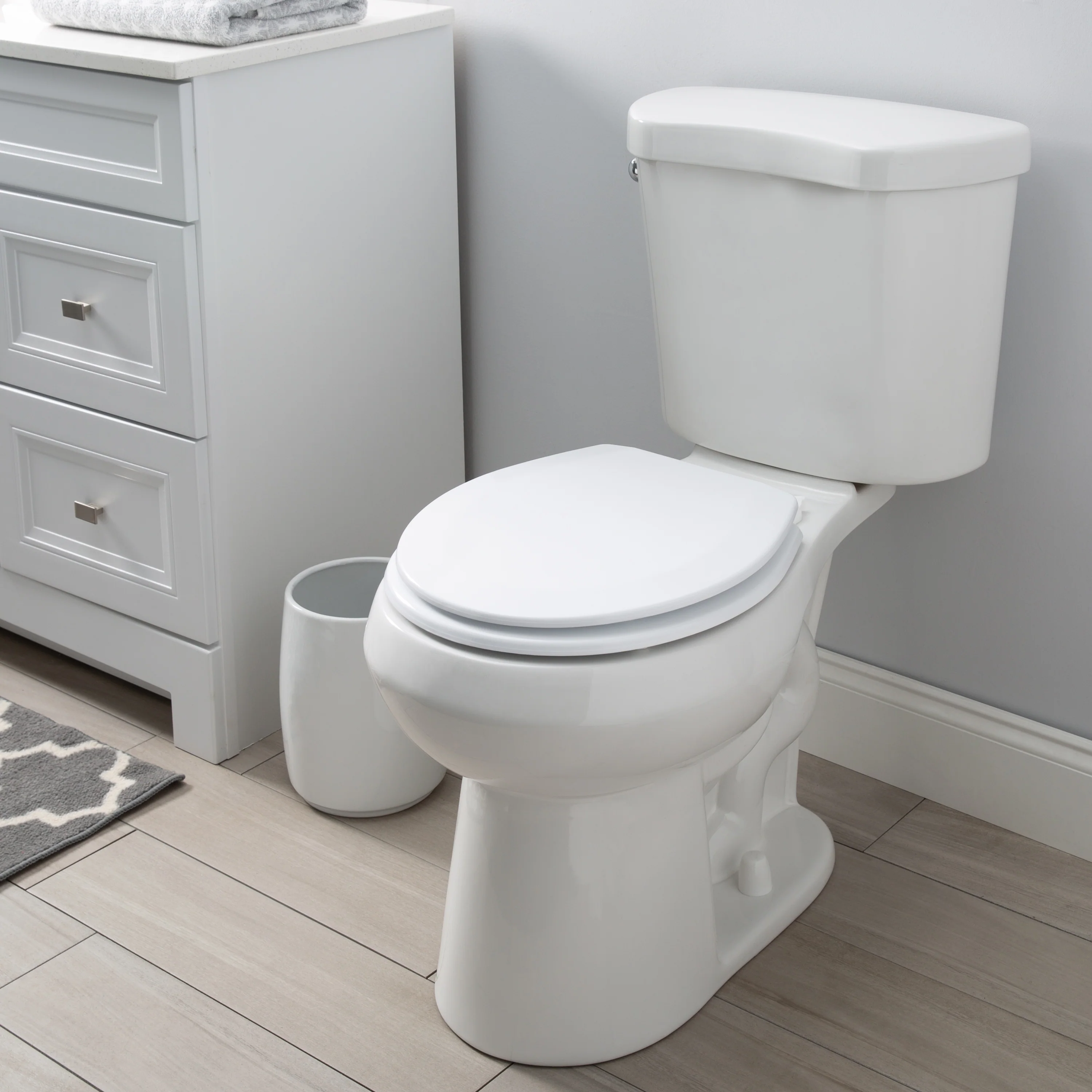 Bath Bliss Beveled Standard Round Toilet Seat, White