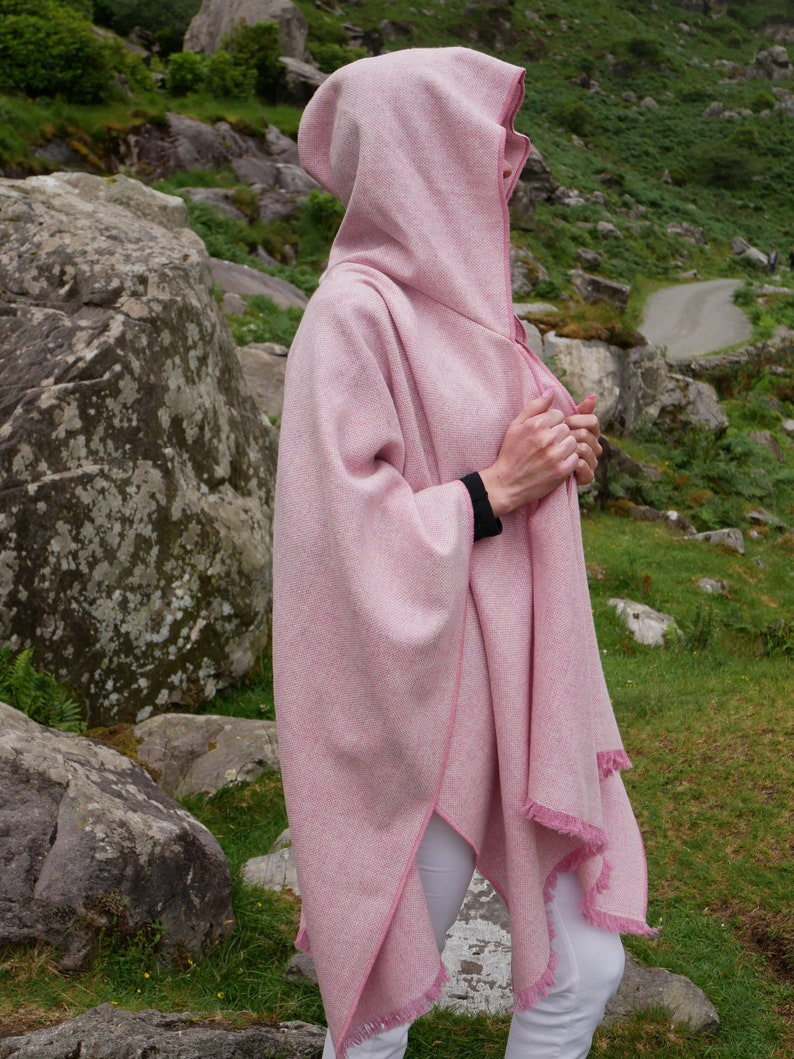 Irish tweed wool hooded ruana, wrap, arisaid - pink & white chevron - HANDMADE IN IRELAND