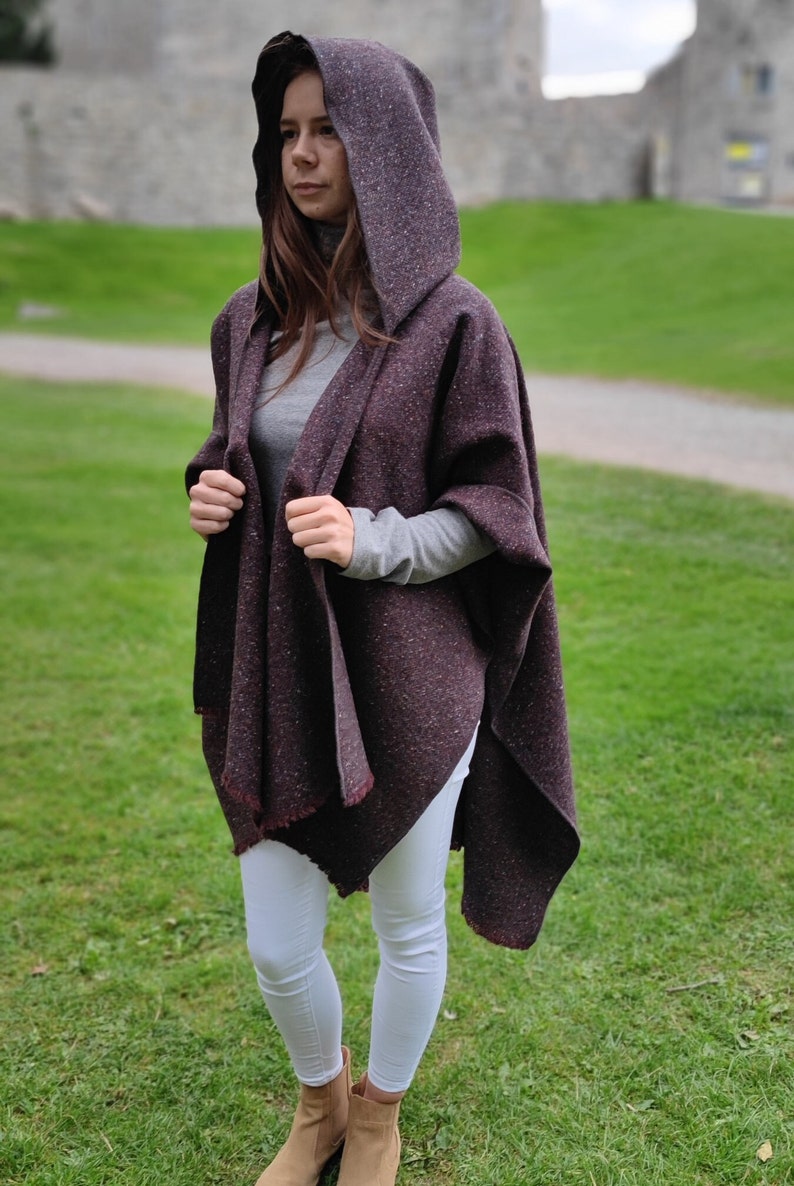 Irish Donegal Tweed Wool Hooded Ruana, Cape, Rectangle Cloak - Traditional Burgundy Fleck - Heavy Tweed - Unisex - HANDMADE IN IRELAND