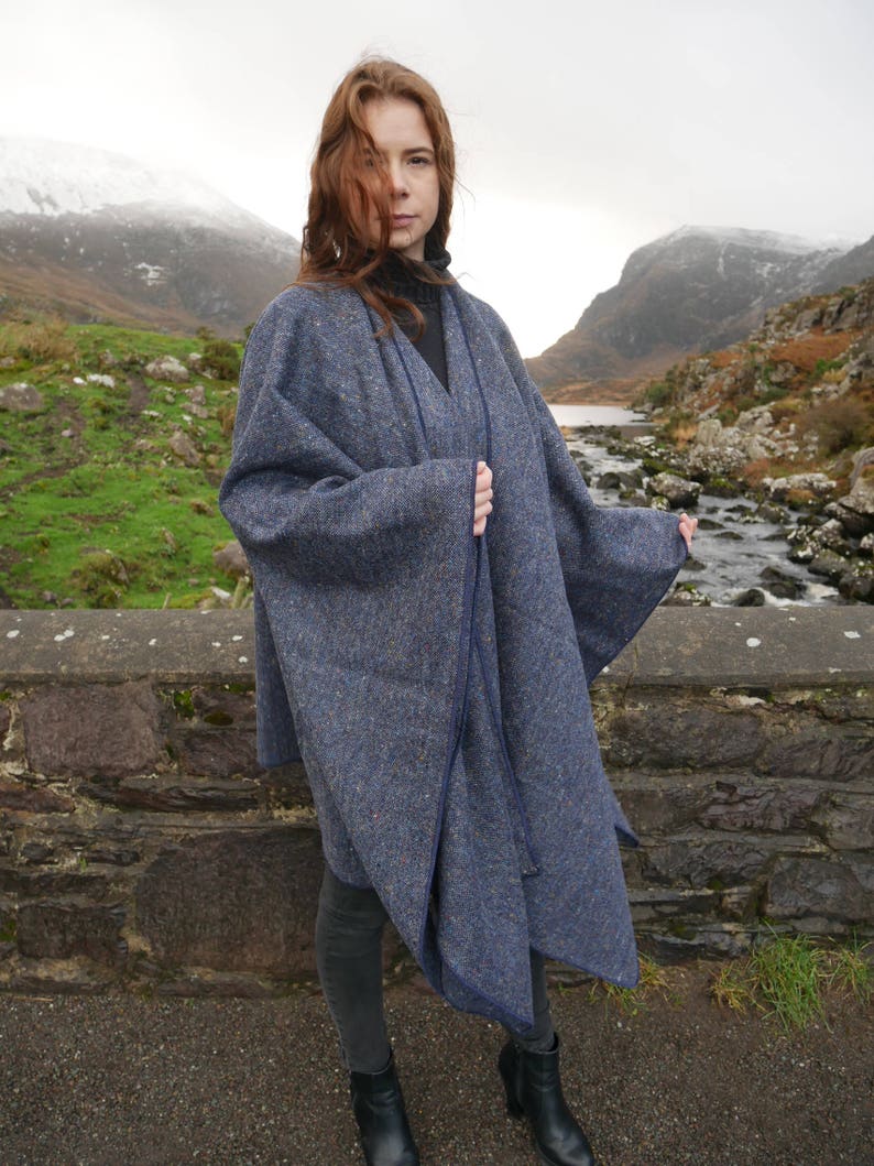 Irish Donegal Tweed Wool Ruana, Wrap, Cape, Arisaid -Speckled Blue/With Fleck/Salt&Pepper- 100% Pure New Wool - Unisex - HANDMADE IN IRELAND