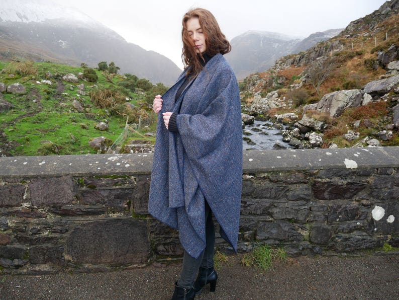 Irish Donegal Tweed Wool Ruana, Wrap, Cape, Arisaid -Speckled Blue/With Fleck/Salt&Pepper- 100% Pure New Wool - Unisex - HANDMADE IN IRELAND