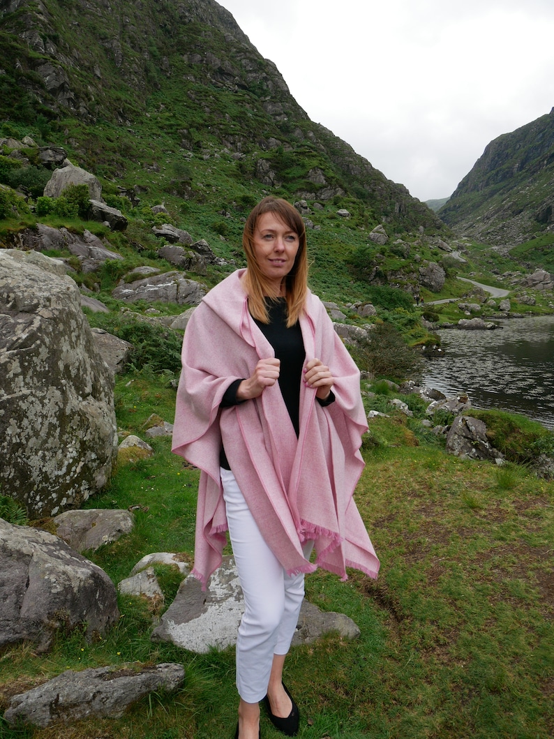 Irish tweed wool hooded ruana, wrap, arisaid - pink & white chevron - HANDMADE IN IRELAND