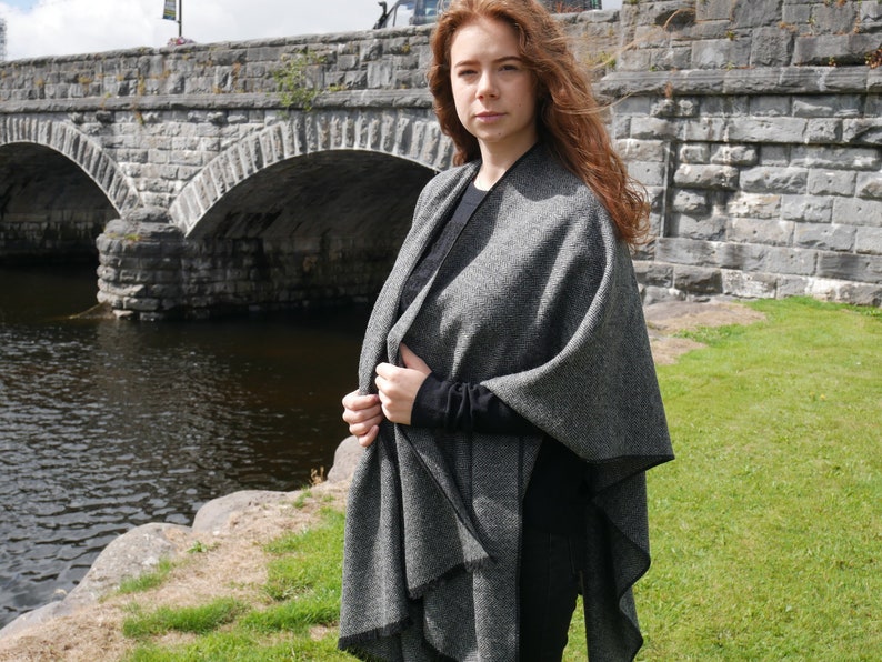 Irish Donegal Tweed Wool Ruana, Wrap, Cape, Cloak, Arisaid - Black/White  Herringbone - 100% Pure New Wool - Unisex - HANDMADE IN IRELAND