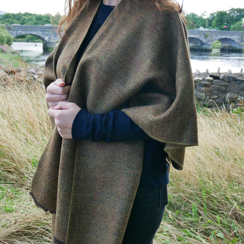 Irish Donegal Tweed Wool Ruana,wrap,cape,coat,arisaid -bronze/brown herringbone with over check - 100% Pure New Wool - HANDMADE IN IRELAND