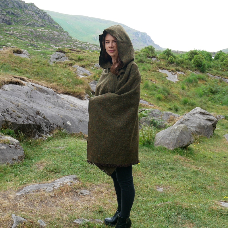 Irish Donegal Tweed Wool Hooded Ruana, Wrap, Cape, Arisaid  - Speckled Forest Green -100% Pure New Wool- Limited Stock - HANDMADE IN IRELAND