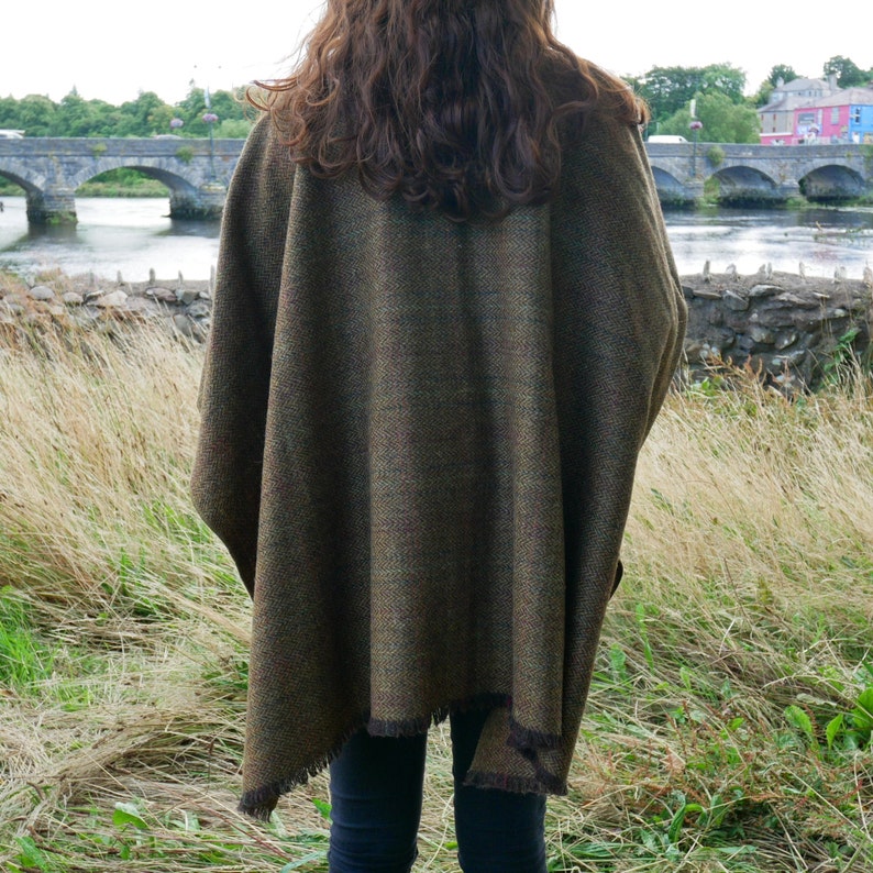 Irish Donegal Tweed Wool Ruana,wrap,cape,coat,arisaid -bronze/brown herringbone with over check - 100% Pure New Wool - HANDMADE IN IRELAND