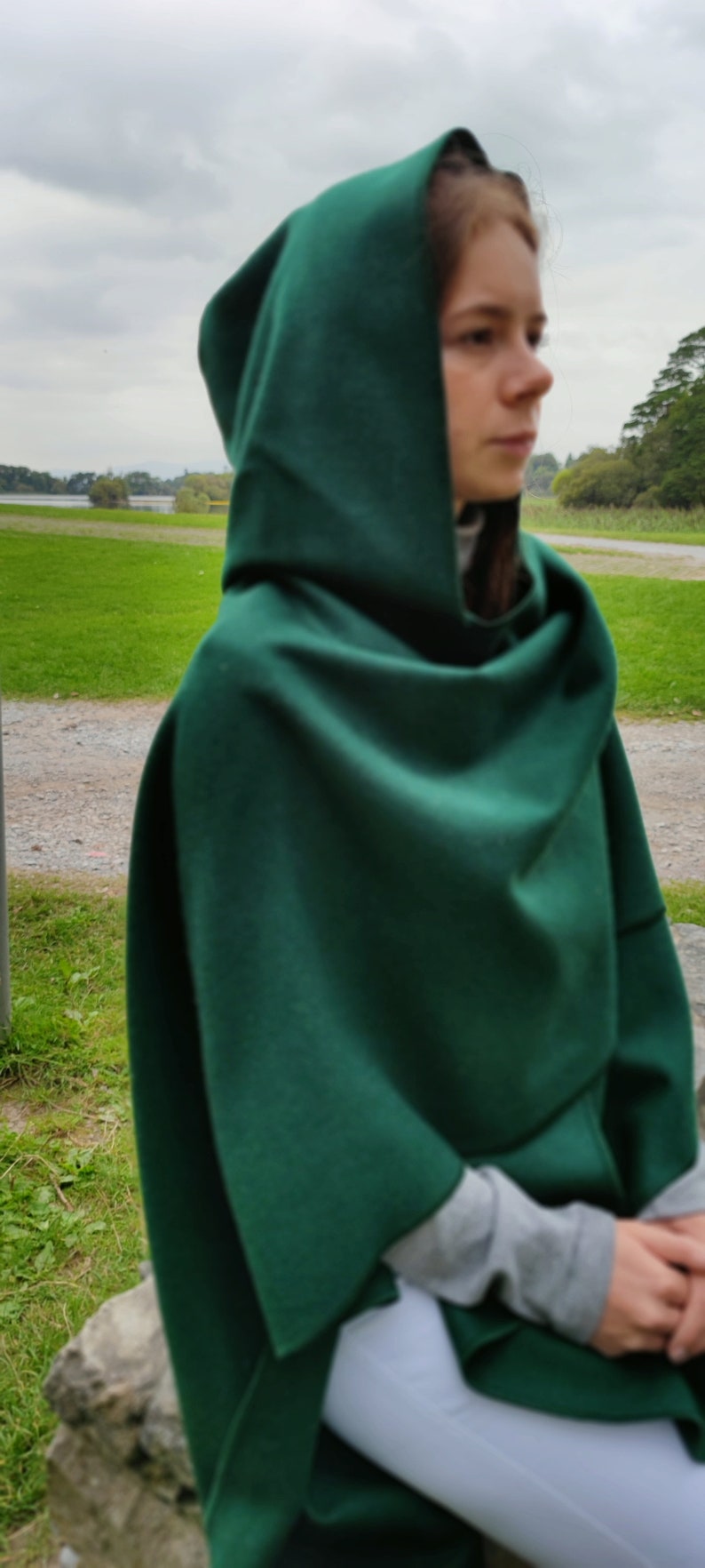 Irish Woven Wool Cape, Ruana, Wrap, Rectangle Cloak - 100% Pure New Wool - Emerald / Bottle Green - HANDMADE IN IRELAND