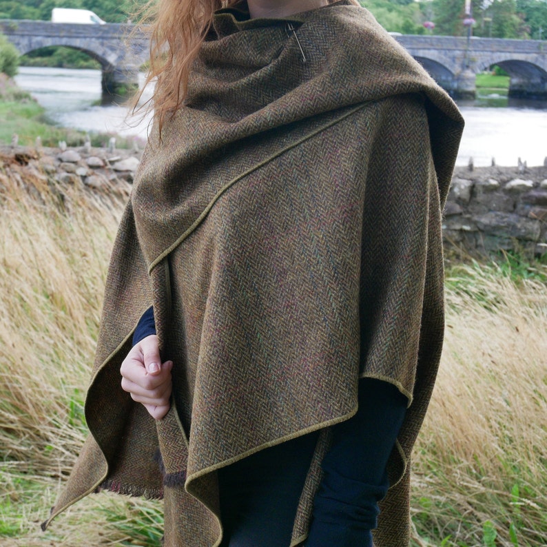 Irish Donegal Tweed Wool Ruana,wrap,cape,coat,arisaid -bronze/brown herringbone with over check - 100% Pure New Wool - HANDMADE IN IRELAND
