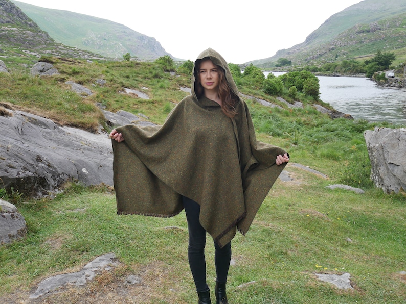 Irish Donegal Tweed Wool Hooded Ruana, Wrap, Cape, Arisaid  - Speckled Forest Green -100% Pure New Wool- Limited Stock - HANDMADE IN IRELAND