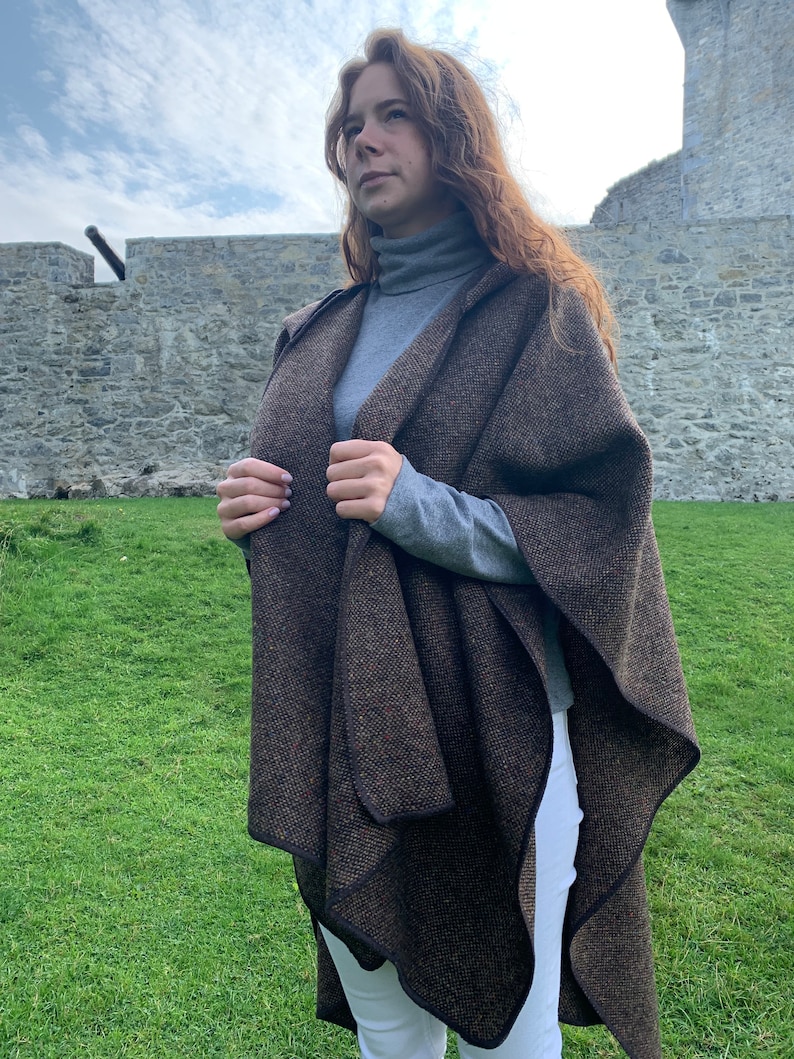Irish Donegal tweed wool hooded ruana, wrap, cape - brown melange/speckled/flecked //HEAVY TWEED//- 100% Pure New Wool - Handmade in Ireland